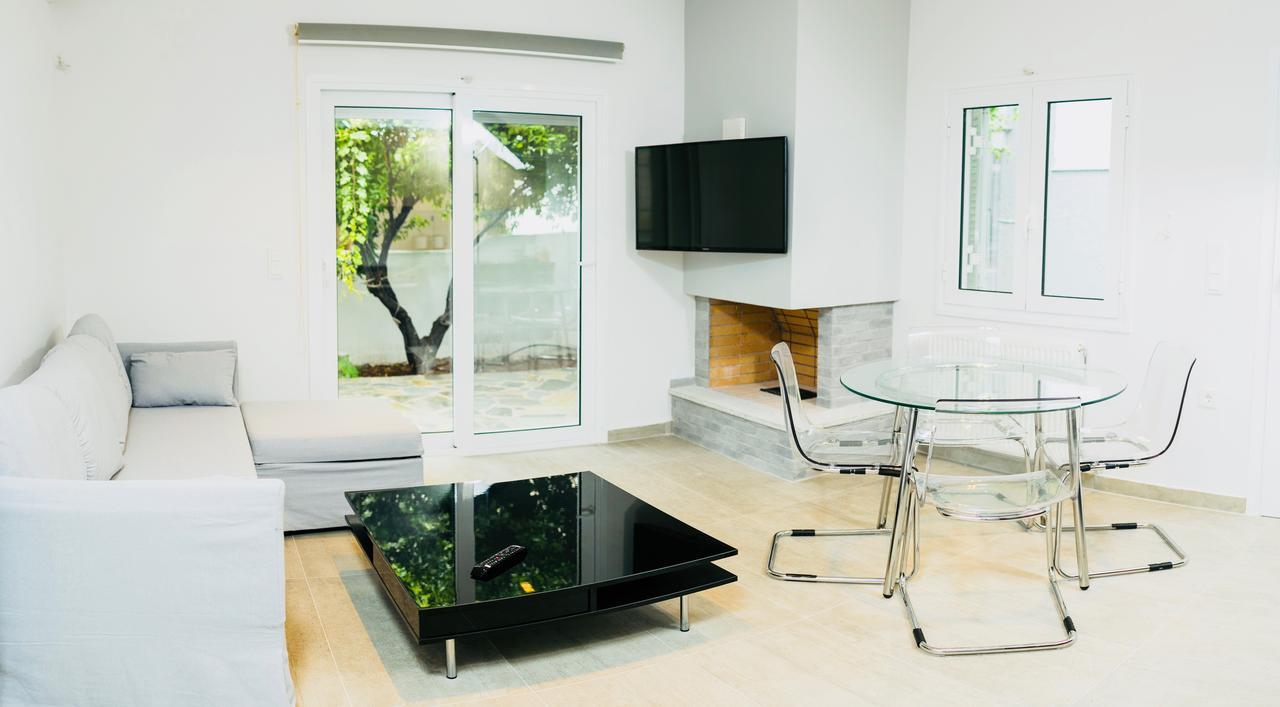 Minimal Residence Near The Beach Loutráki Exterior foto